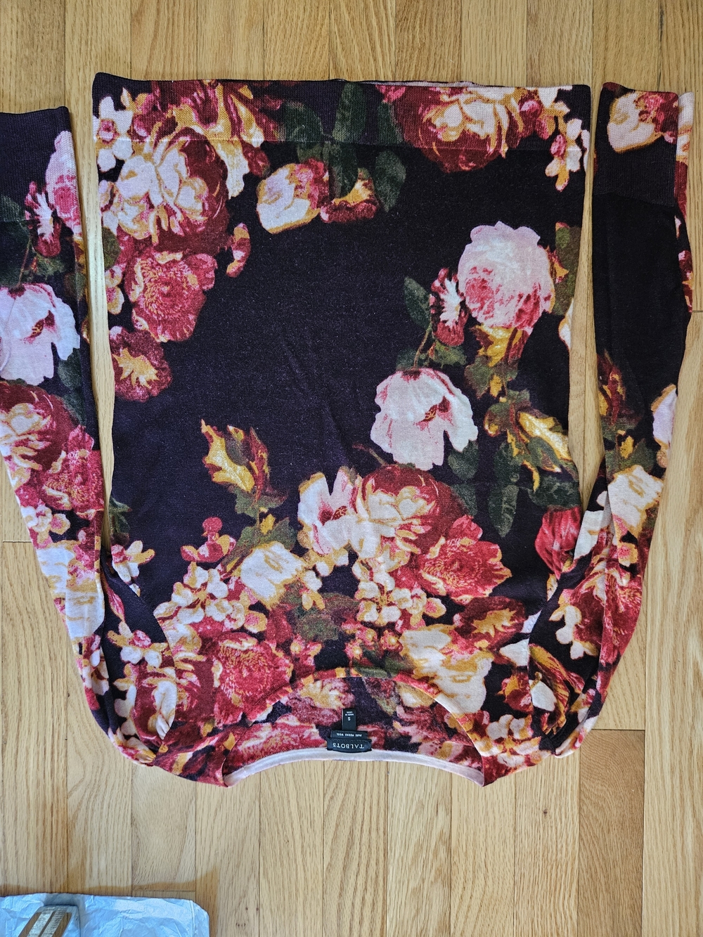 Floral Print Women's Sweater - Black with Pink & Red Blooms